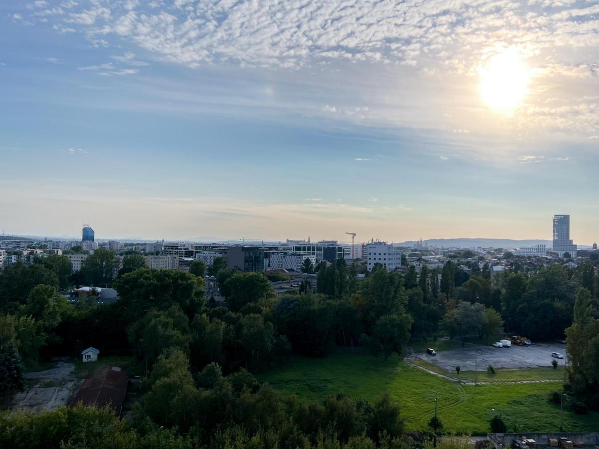 12 Floor Mogilska Tower Leilighet Krasków Eksteriør bilde